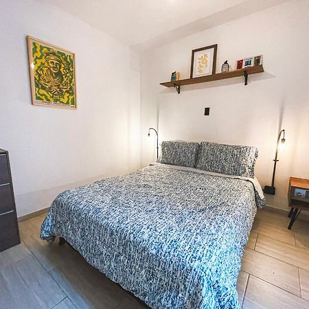 Adn Algo De Nosotros - Malaika Hostel Меделин Екстериор снимка